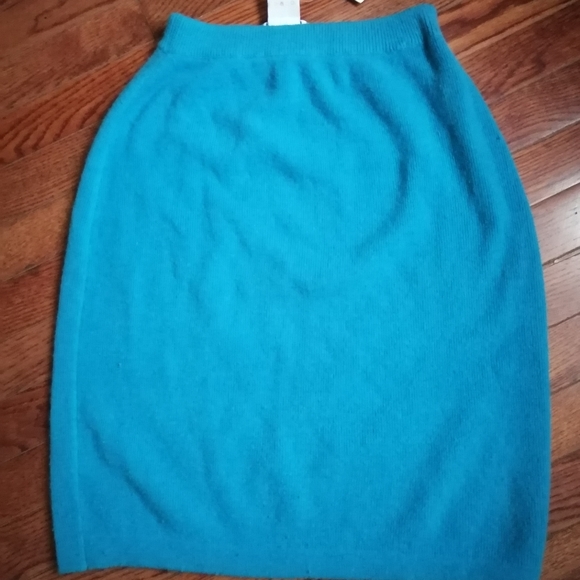 Blue wool elastic skirt - Picture 1 of 9